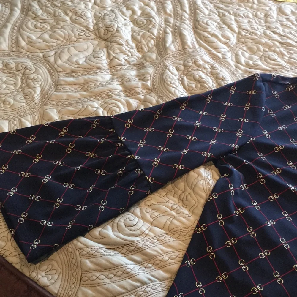 Talbots blouse size medium - Picture 10 of 12